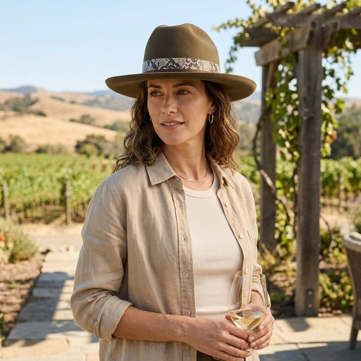 Brown Fedora With Snakeskin Pattern Leather Band