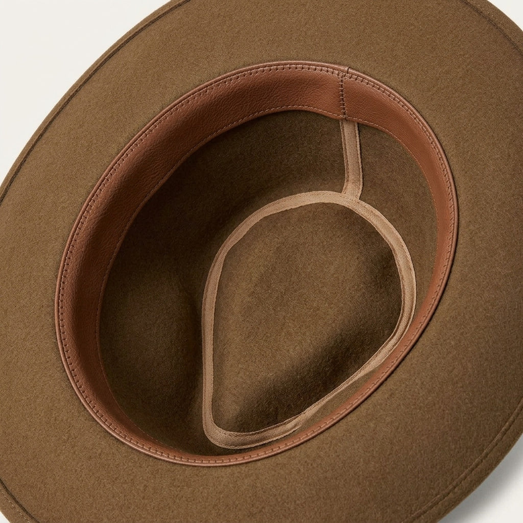 Brown Felt Western Hat with Turquoise Stone and Leaf Detail