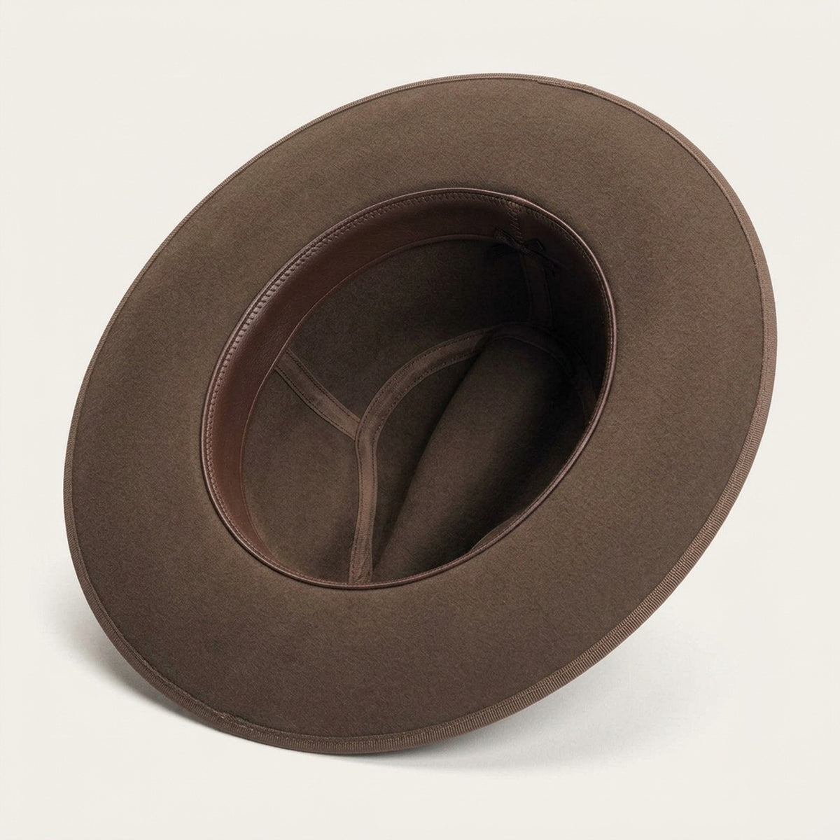 Brown Distressed Wide-Brim Western Felt Hat with Feather