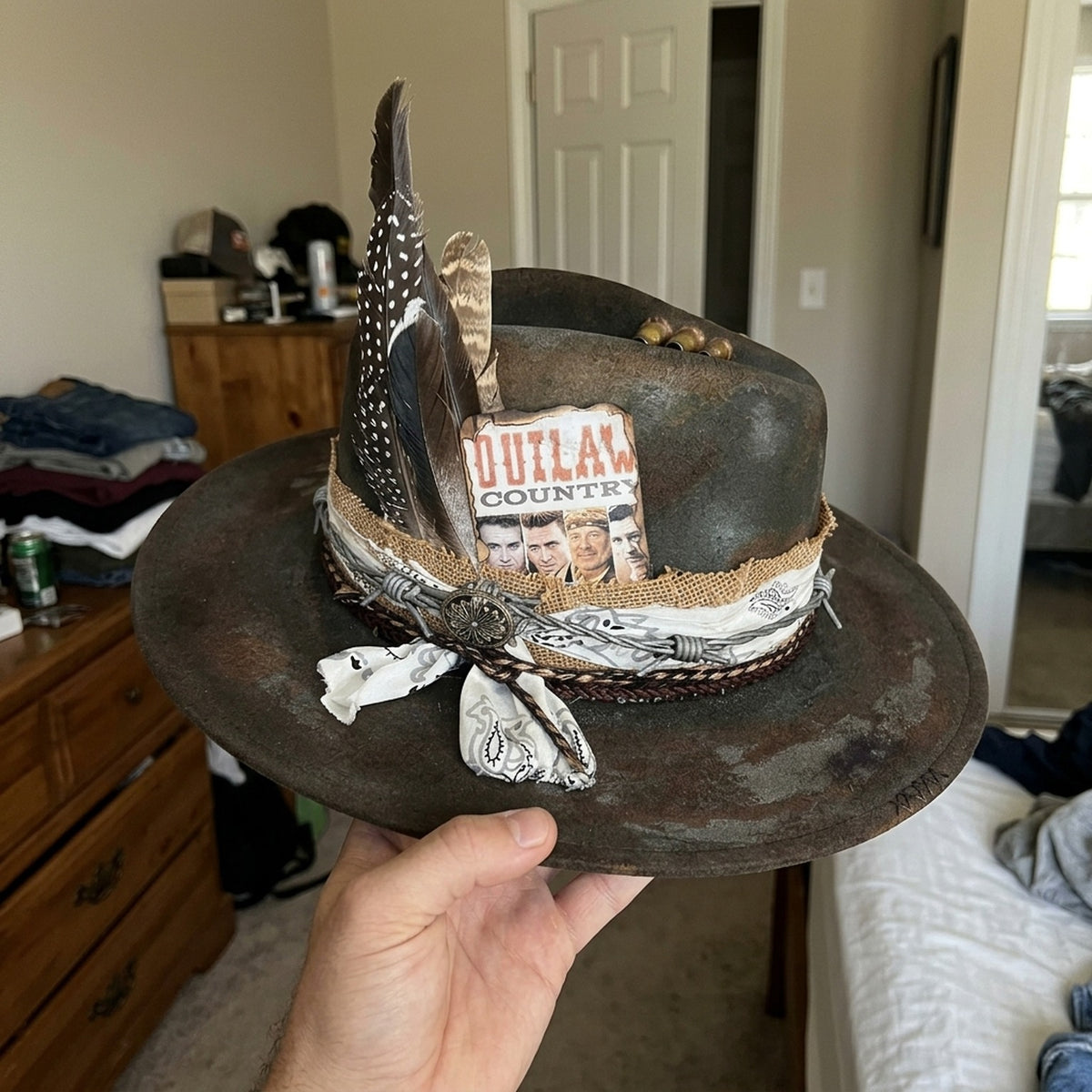 Dark Brown Outlaw Fedora Bullet Feathers Barbed Wire Band Western Hat