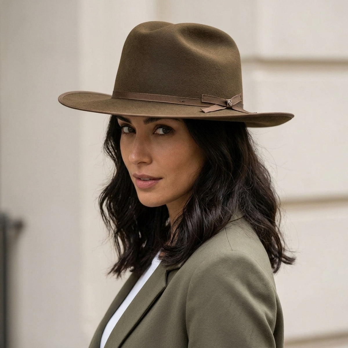 Brown Wide Brim Felt Western Hat with Classic Shape
